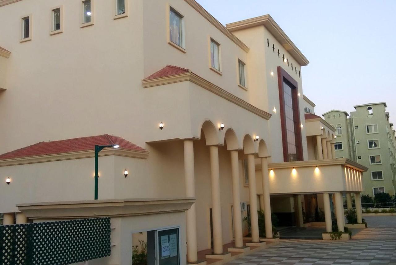 Rk - Inn Premium Suites Bangalore Buitenkant foto